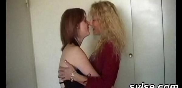  Young 18yo lesbian tastes strapon with mom